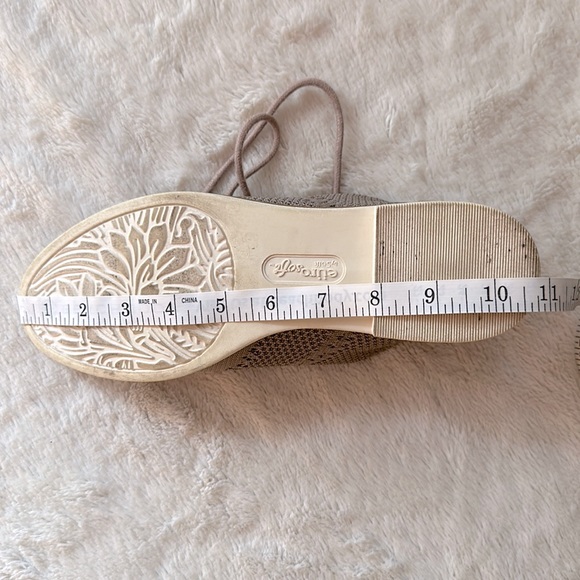 EUROSOFT Virida Perforated Knit Oxford Sneakers - Picture 9 of 11